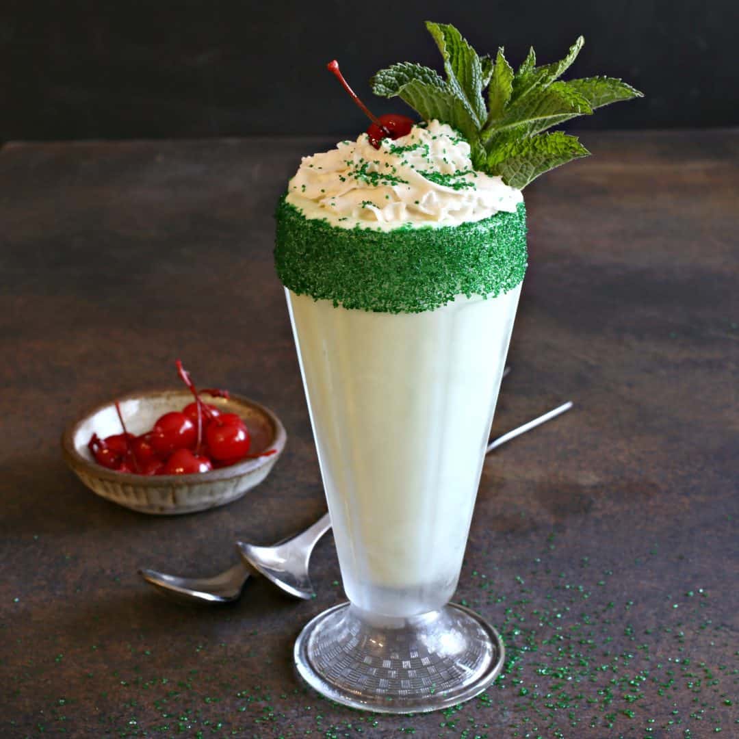 Boozy Mint Shake recipe - St Patricks Day Green drink recipe from Dell Cove Spices