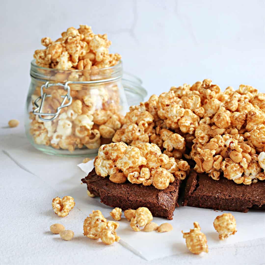 peanut-butter-popcorn-topped-brownies-square-1